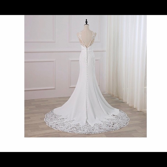 🆕Backless Lace Appliques Mermaid Wedding Dress - Picture 4 of 6